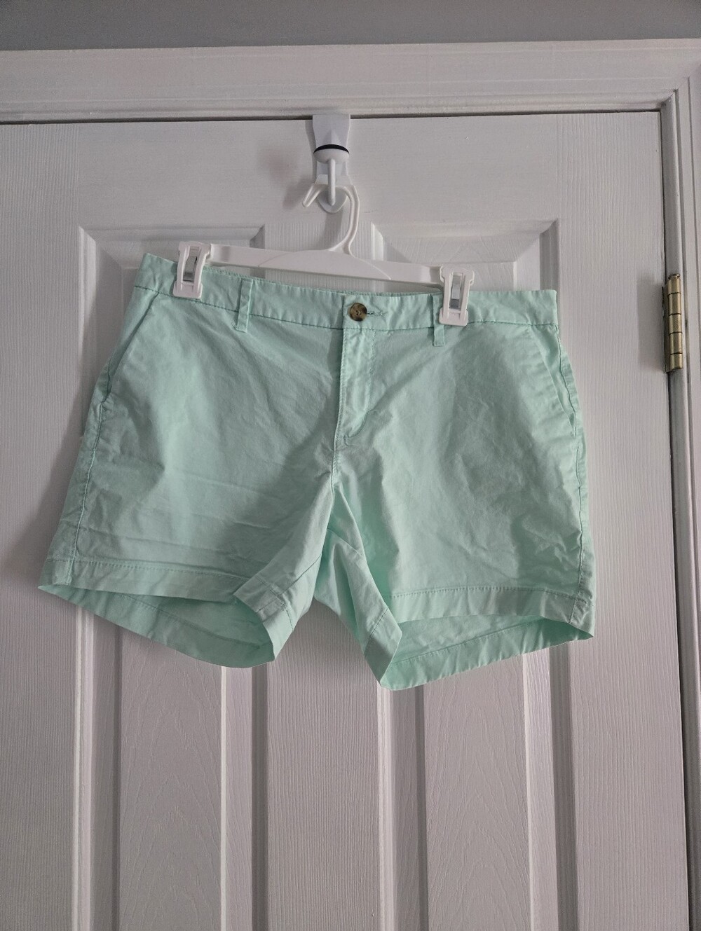 Old Navy Light Mint Chino Shorts Size 10 Women's